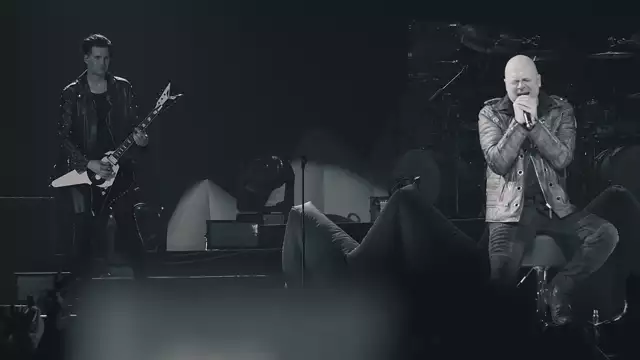 HELLOWEEN - Forever And One (Neverland) (Official Live Video)