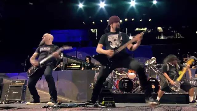 Metallica: Am I Evil? (Live w/ The Big 4) [The Big 4: Live in Sofia, Bulgaria]