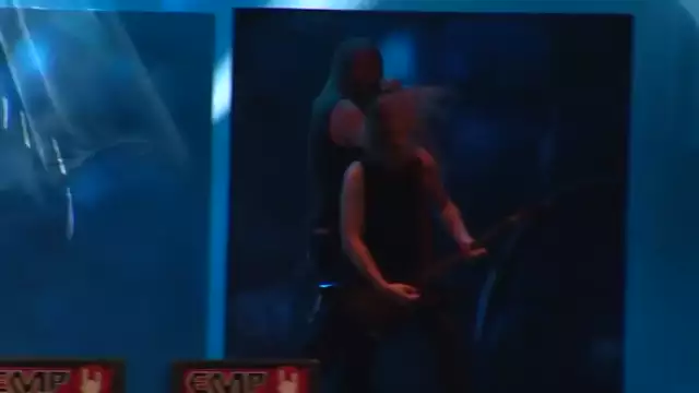 Amon Amarth - The Pursuit of Vikings - Live at Summer Breeze (OFFICIAL)
