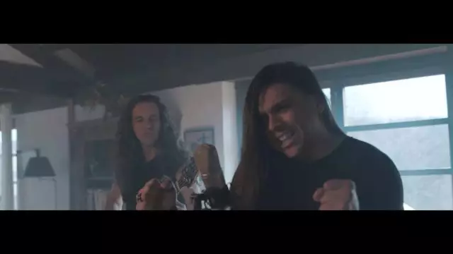 SARATOGA ''Acuérdate De Mí'' (Videoclip)